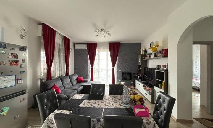 NOVARA 18KM:TRILOCALE RISTRUTTURATO CON CANTINA E