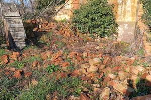 Rustico da ricostruire