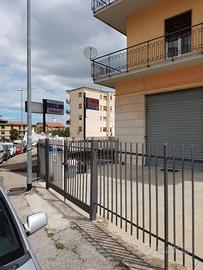 Locale via maria pacifico 5