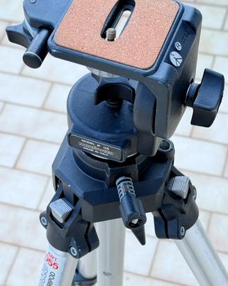 Treppiede Manfrotto con Testa Video