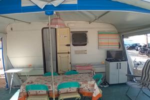 Roulotte Adria 5 posti letto completa di tutto