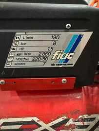 Compressore con accessori