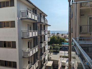 IN CENTRO con vista mare e 3 posti letto