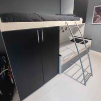Armadio a due ante di letto a castello
