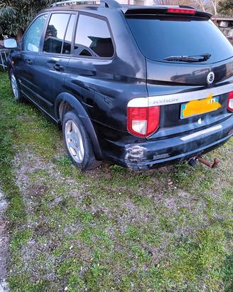 suv ssayong Kiron  2000 cdi