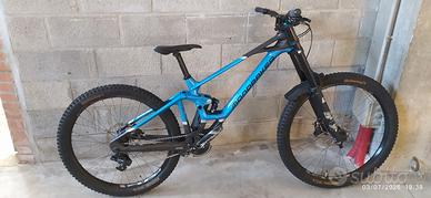 DH Mondraker Summum carbon R Mullet  2023