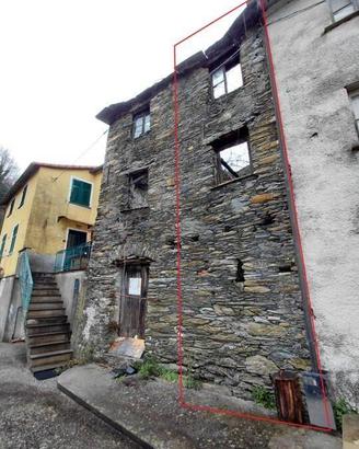 Immobile in asta di 153 m² con più di 5 locali a T