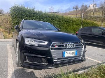 AUDI S4 3.0 TFSI V6, 354CV