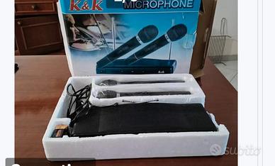 Microfoni wireless 