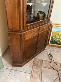 Angoliera in legno massiccio