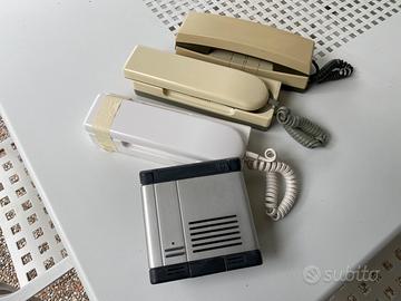 Citofono con tre cornette Urmet