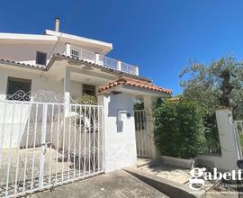 Villa o villino Patti [Cod. rif 3086752ARG]