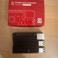 Raspberry Pi 4 - 8GB RAM con case dissipatore