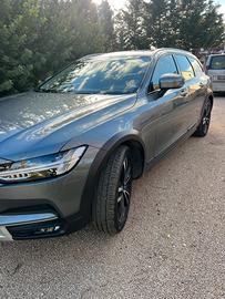 Volvo v90 Cross country