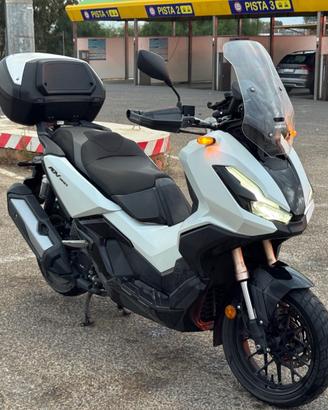 Honda ADV 350 Bianco Opaco