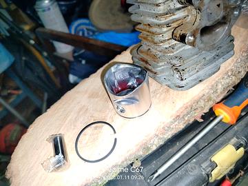 cilindro e pistone Husqvarna 236,