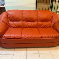 🛋️ Divano letto ecopelle rosso 3 posti – perfetto