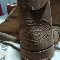 Vecchio mantice a soffietto per zolfoantico 