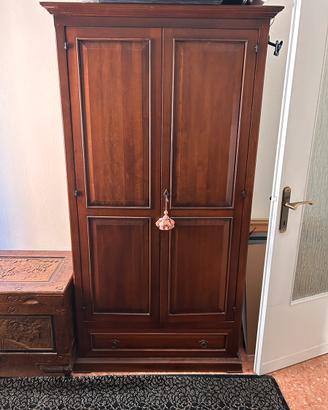 Armadio in legno