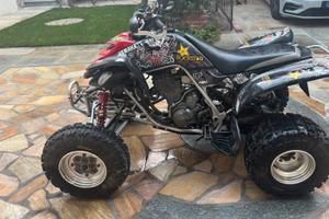 Yamaha raptor 660