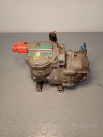 COMPRESSORE TOYOTA YARIS HYBRID