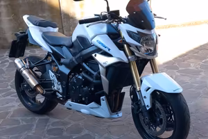 Suzuki  GSR 750