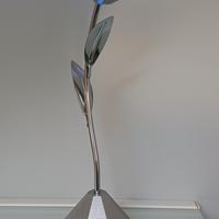 lampada a forma di rosa