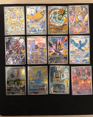 Lotto 12 carte pokemon AR 30’ anniversario ITA