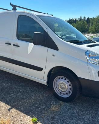 Citroen jumpy 2.0 turbo disel euro6