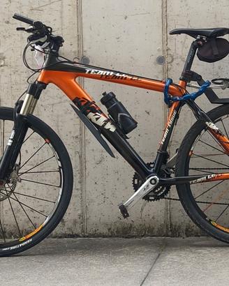 MTB in carbonio KTM 