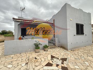 Villino singolo zona ognina rif2342