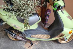 scooter Aprilia Rally