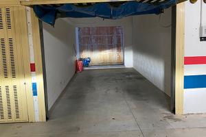 Box auto zona aeroporto Bari Palese