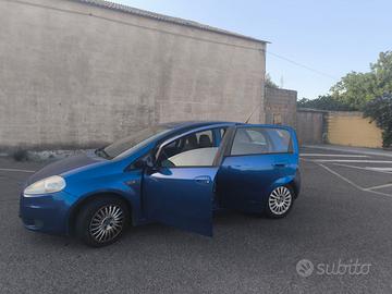 FIAT Grande Punto 1.3 MJT 75 CV 5 porte Active