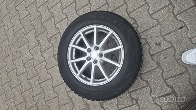 Cerchi in lega e ruote evoque