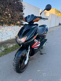 Yamaha aerox 50