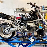 Bmw 1200r r 1200 r classic incidentata