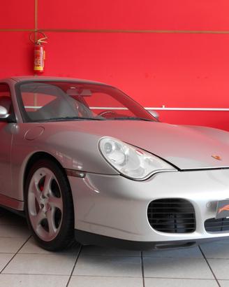 Porsche 911 Carrera 4S cat Coupé
