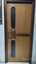 Porta a battente per interni
