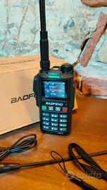 Baofeng iBlack VHF-UHF + Antenna Tattica