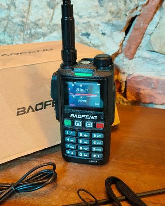 Baofeng iBlack VHF-UHF + Antenna Tattica