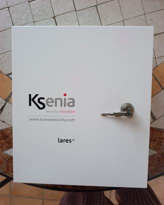 Centrale Allarme Ksenia lares 16IP + Box metallico