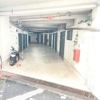 Ampio locale garage mq. 54 zona Barriera