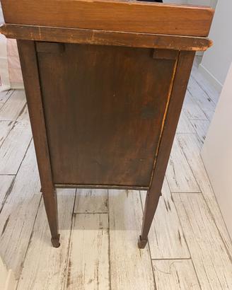 Mobiletto - comodino fine 800 inglese 