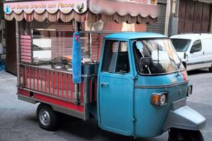 Ape Piaggio gelateria ambulante 