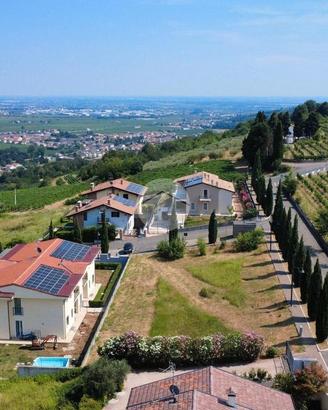 TER. RESIDENZIALE A LAVAGNO
