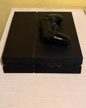 PS4 + joystick e cavi alimentazione e HDMI