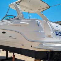 Barca cabinata a motore Chaparral 270
