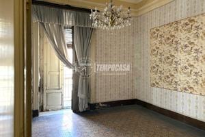 STABILE DI 5 UNITA' A CATANIA
