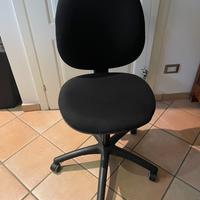 Sedia   Ufficio con le rotelle in tessuto  ikea